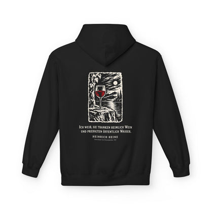 Unisex Fleece Hoodie mit Zitat - Heine - Ich weiß, sie tranken heimlich Wein Holzschnitt – back