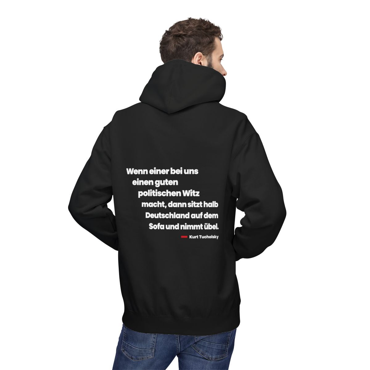 Unisex Fleece Hoodie mit Zitat - Tucholsky - Der politische Witz – person-2-back
