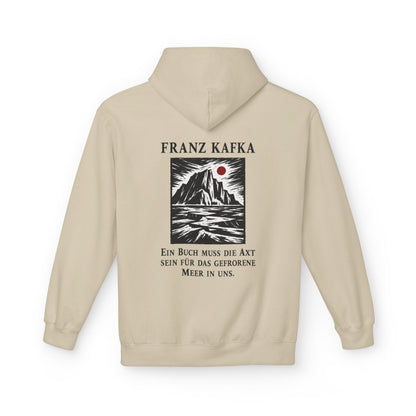 Unisex Fleece Hoodie mit Zitat - Kafka - Ein Buch muss die Axt Holzschnitt – back