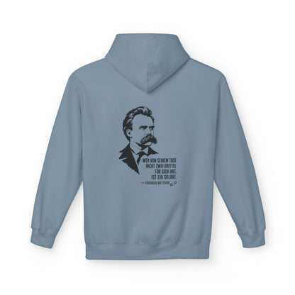 Unisex Fleece Hoodie mit Zitat - Nietzsche - Zwei Drittel für sich – back