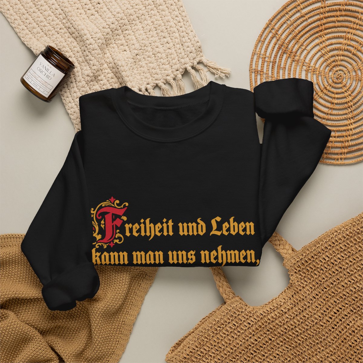 Unisex Sweatshirt mit Zitat - Wels - Die Ehre nicht – folded-2
