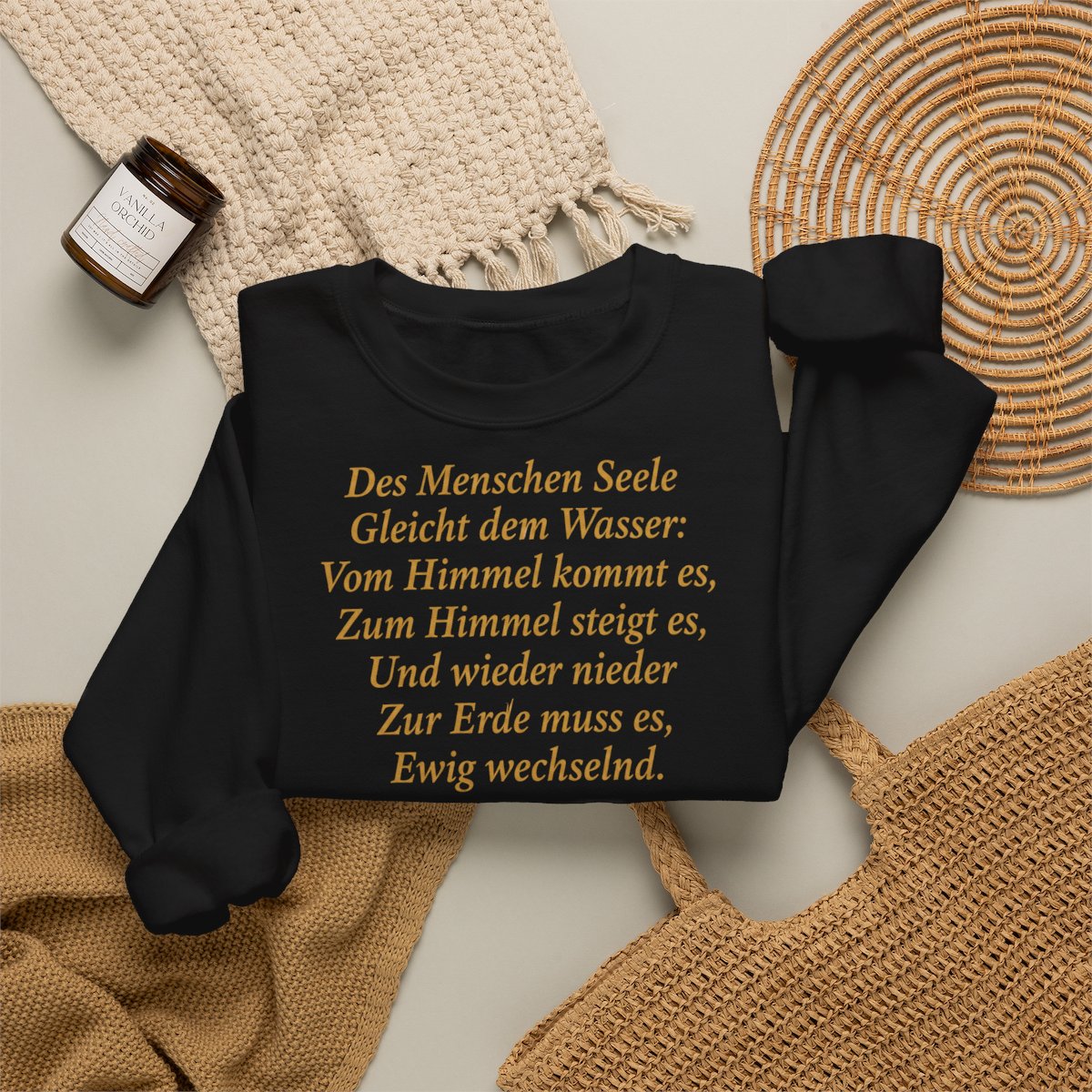 Unisex Sweatshirt mit Zitat - Goethe - Des Menschen Seele – folded-2