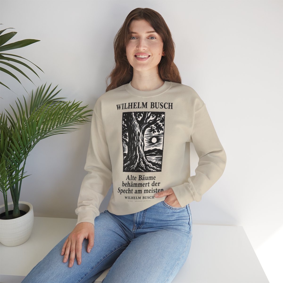 Unisex Sweatshirt mit Zitat - Busch - Alte Bäume behämmert der Specht am meisten Holzschnitt – lifestyle