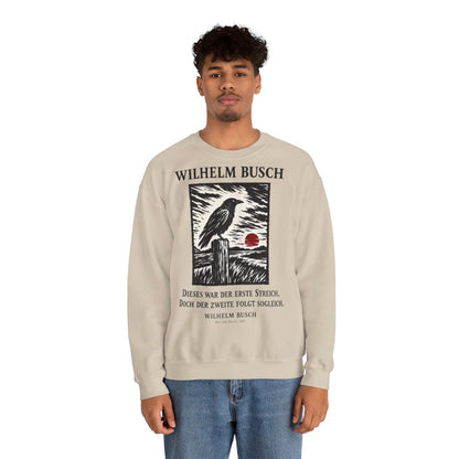 Unisex Sweatshirt mit Zitat - Busch - Dieses war der erste Streich Holzschnitt – person-2