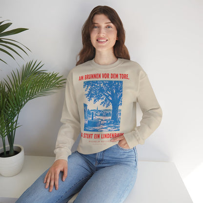 Unisex Sweatshirt mit Zitat - Müller - Am Brunnen vor dem Tore Plakat – lifestyle