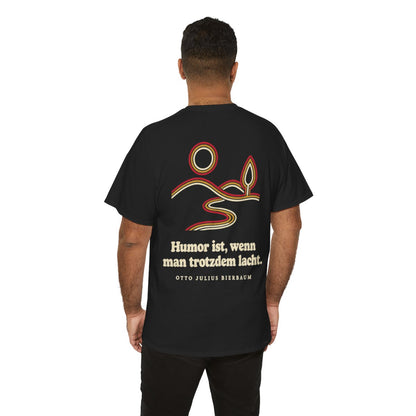 Unisex T-Shirt mit Zitat - Bierbaum - Humor ist, wenn man trotzdem lacht (Druck hinten) – person-6-back