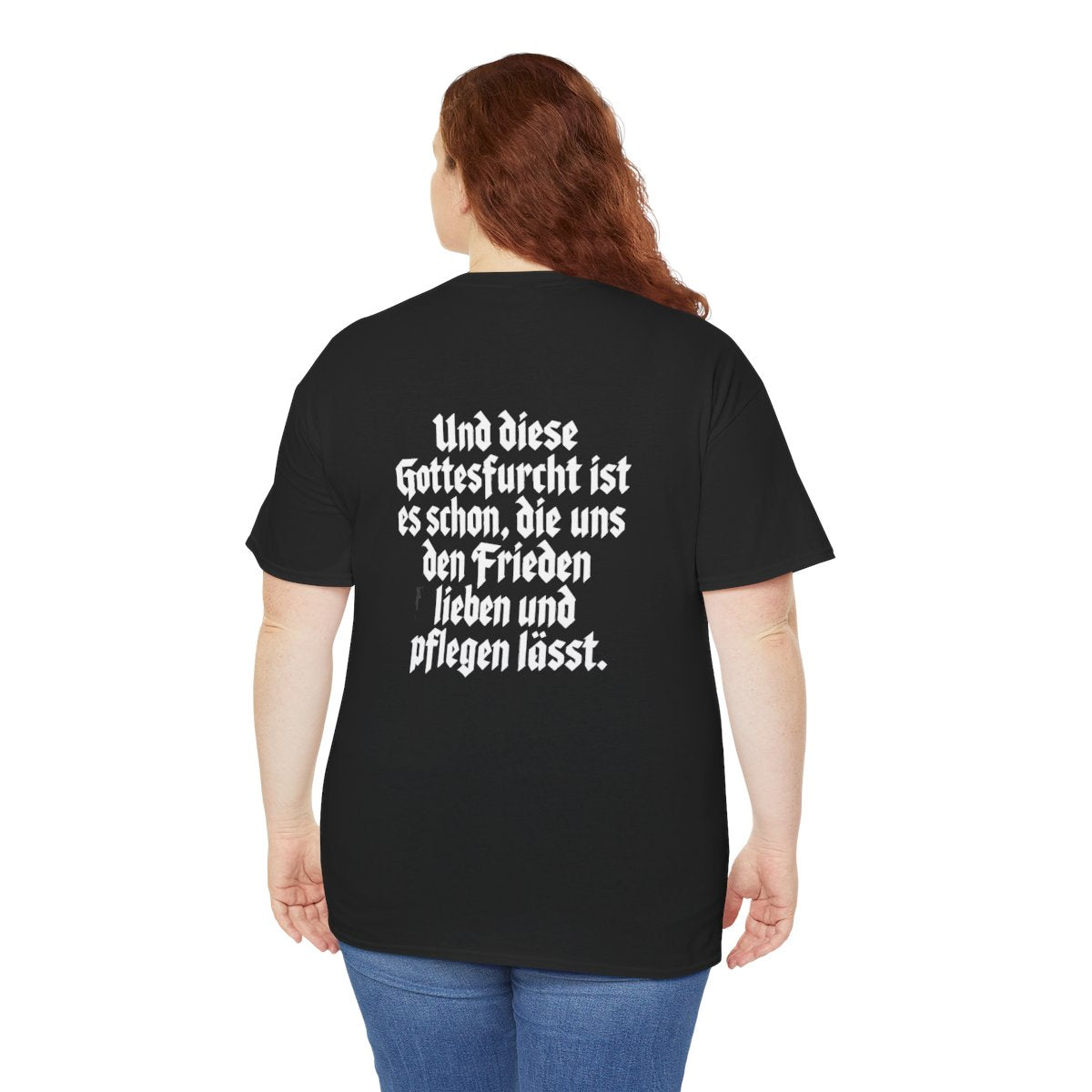 Unisex T-Shirt mit Zitat - Bismarck - Fürchten Gott sonst nichts (Druck hinten) – person-5-back