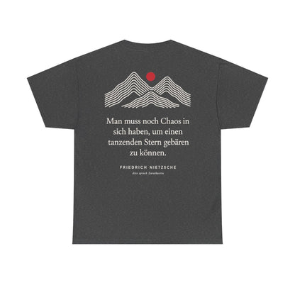 Unisex T-Shirt mit Zitat - Nietzsche - Man muss noch Chaos Linien (Druck hinten) – back