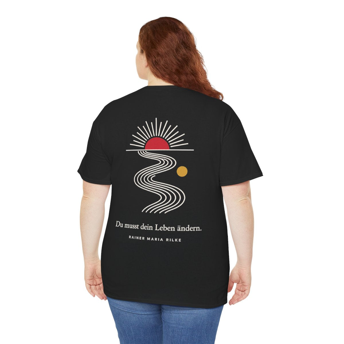 Unisex T-Shirt mit Zitat - Rilke - Du musst dein Leben ändern Linien (Druck hinten) – person-5-back
