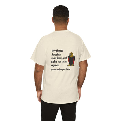 Unisex T-Shirt mit Zitat - Goethe - Fremde Sprachen (Druck hinten) – person-6-back