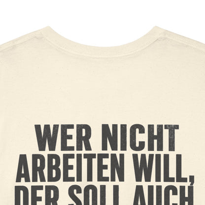 Unisex T-Shirt mit Zitat - Paulus - Wer nicht arbeiten will (Druck hinten) – back-collar-closeup