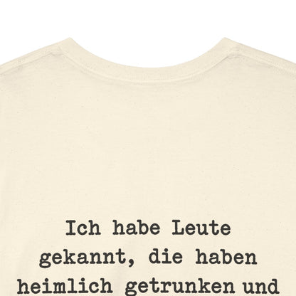 Unisex T-Shirt mit Zitat - Lichtenberg - Heimlich getrunken (Druck hinten) – back-collar-closeup