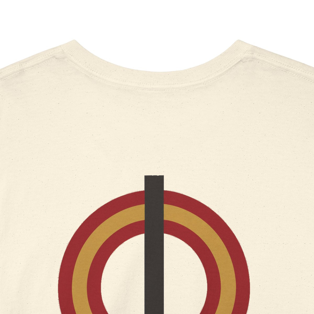 Unisex T-Shirt mit Zitat - Friedell - Dummheit ist ein gutes Ruhekissen (Druck hinten) – back-collar-closeup