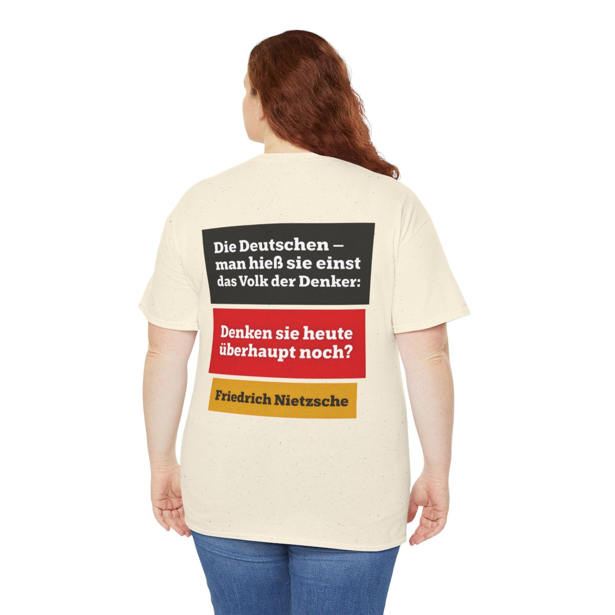 Unisex T-Shirt mit Zitat - Nietzsche - Volk der Denker Balken (Druck hinten) – person-5-back
