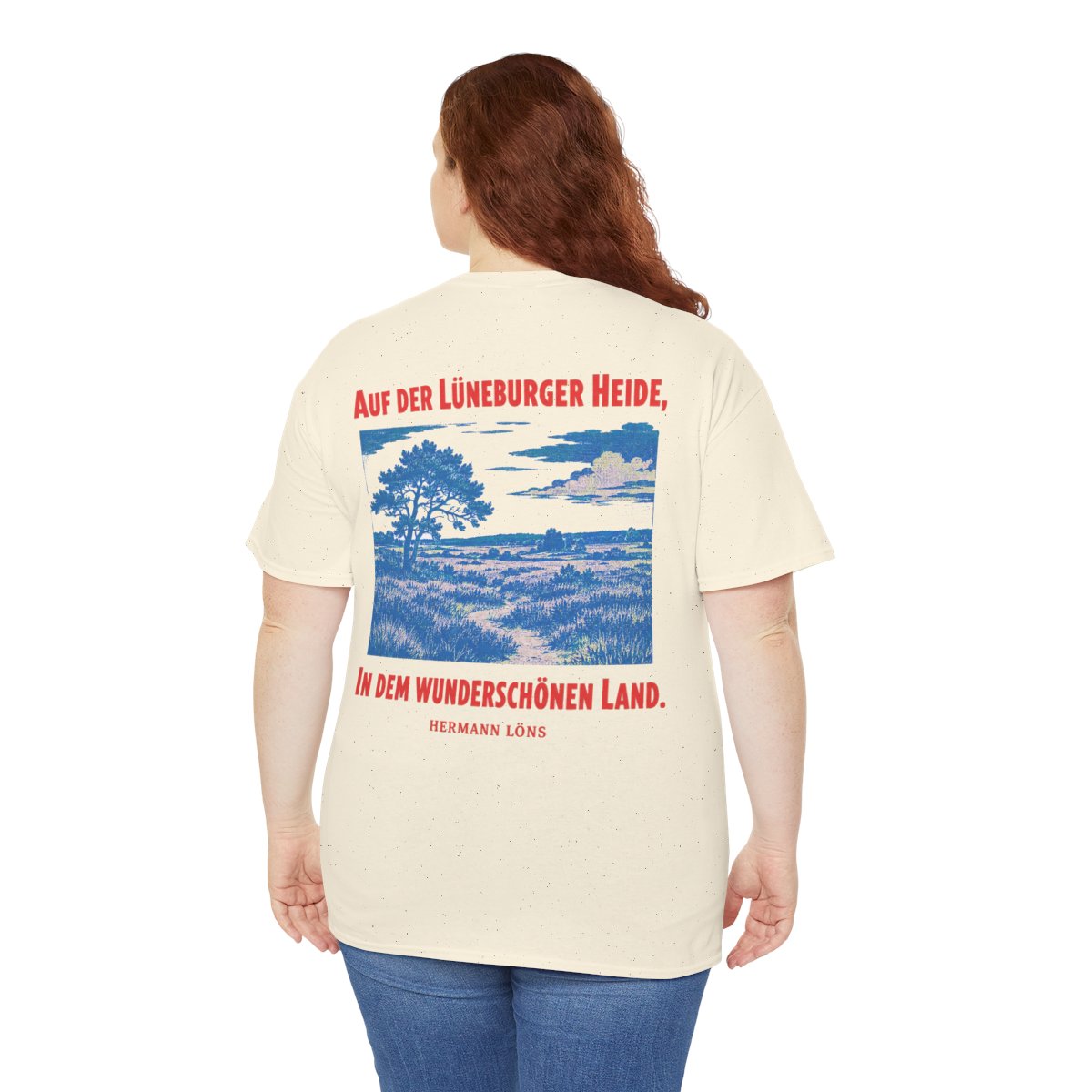 Unisex T-Shirt mit Zitat - Löns - Auf der Lüneburger Heide (Druck hinten) – person-5-back