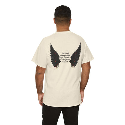 Unisex T-Shirt mit Zitat - Schiller - Der Mensch ist frei (Druck hinten) – person-6-back