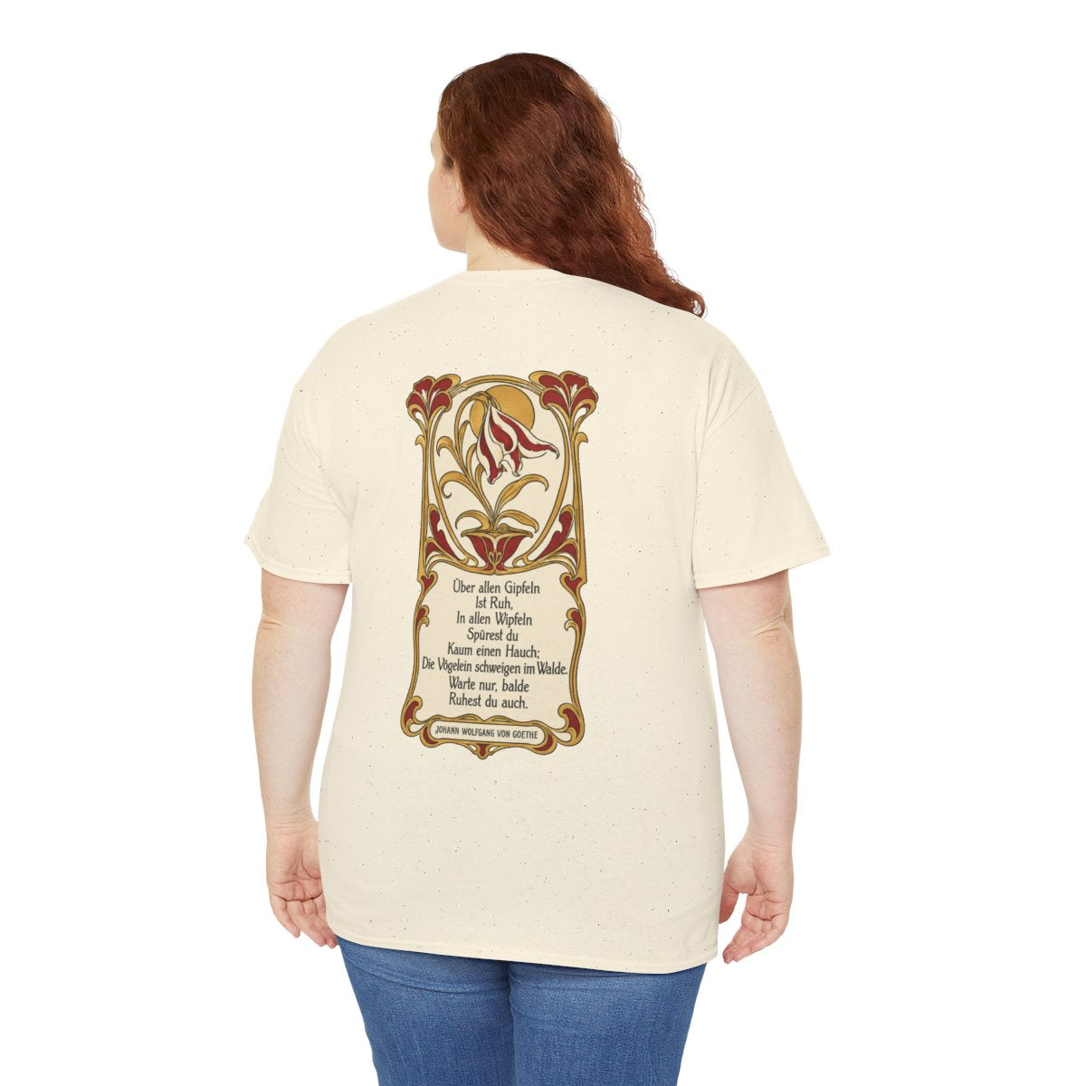 Unisex T-Shirt mit Zitat - Goethe - Über allen Gipfeln Jugendstil (Druck hinten) – person-5-back
