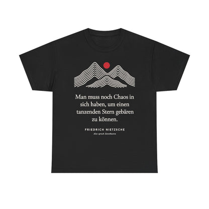 Unisex T-Shirt mit Zitat - Nietzsche - Man muss noch Chaos Linien – front