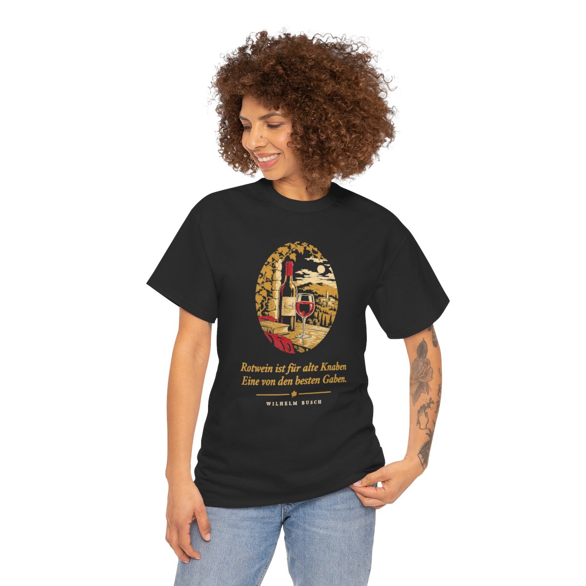 Unisex T-Shirt mit Zitat - Busch - Rotwein für alte Knaben – person-1