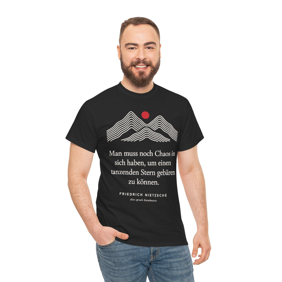 Unisex T-Shirt mit Zitat - Nietzsche - Man muss noch Chaos Linien – person-3