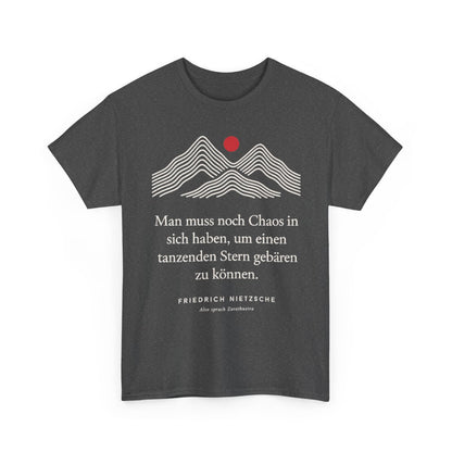 Unisex T-Shirt mit Zitat - Nietzsche - Man muss noch Chaos Linien – front-2