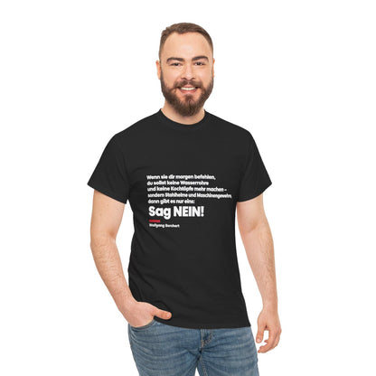 Unisex T-Shirt mit Zitat - Borchert - Sag Nein – person-3