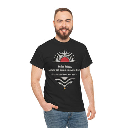 Unisex T-Shirt mit Zitat - Goethe - Süßer Friede Linien – person-3