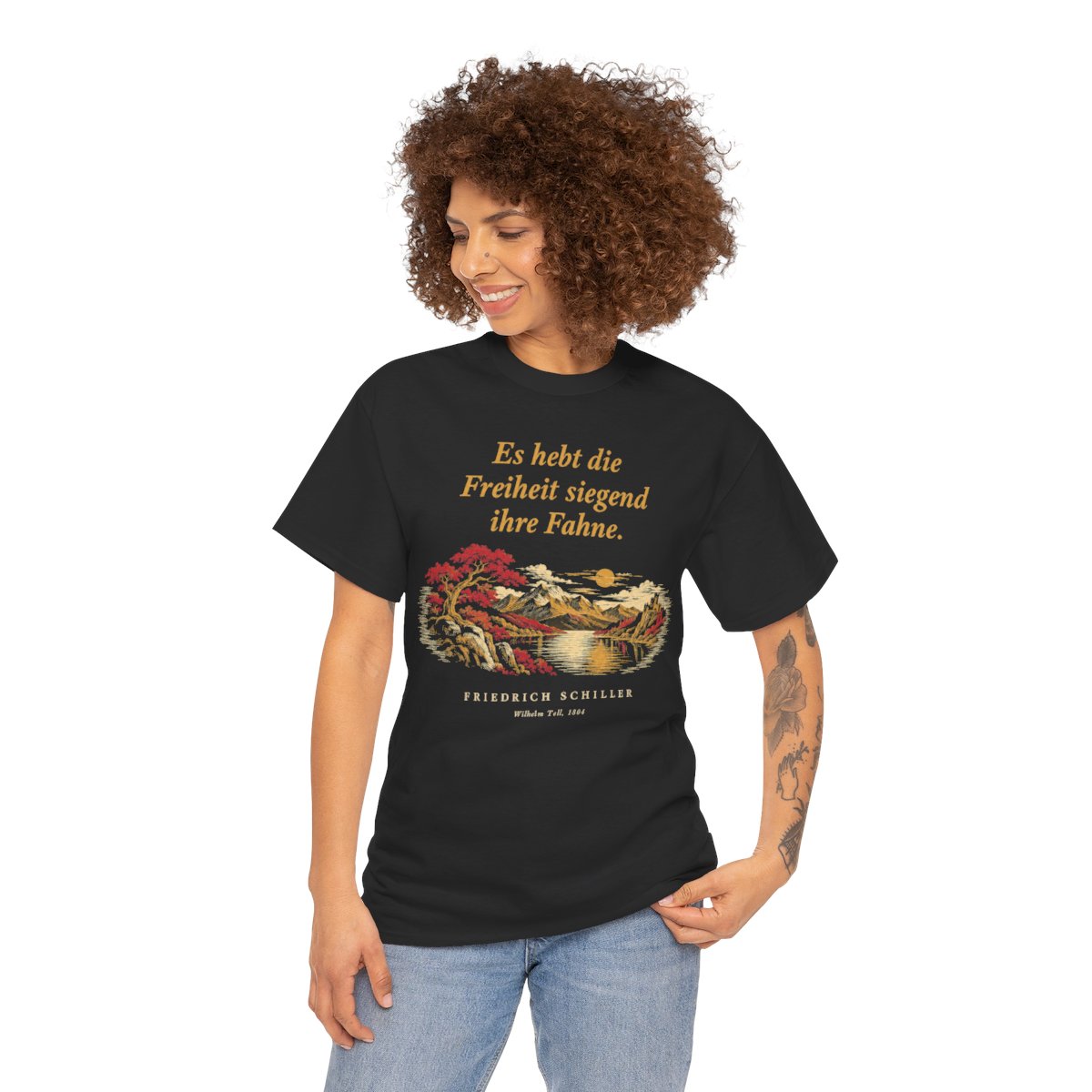 Unisex T-Shirt mit Zitat - Schiller - Es hebt die Freiheit siegend ihre Fahne Nachtstück – person-1