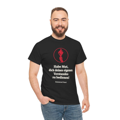 Unisex T-Shirt mit Zitat - Kant - Habe Mut Fackel – person-3