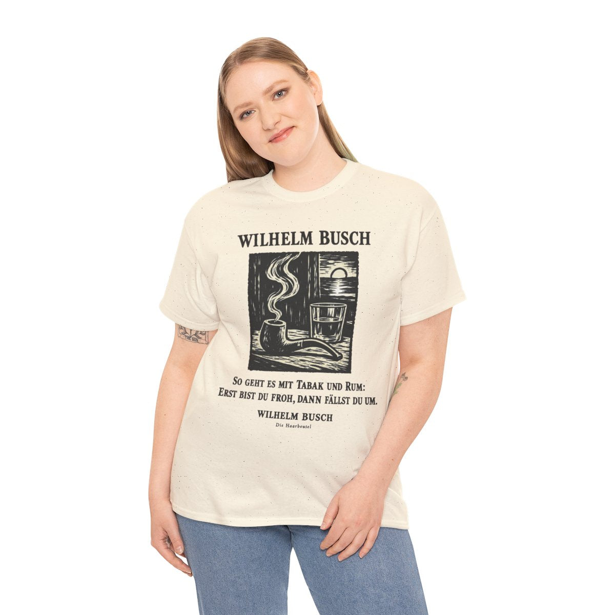 Unisex T-Shirt mit Zitat - Busch - So geht es mit Tabak und Rum Holzschnitt – person-2