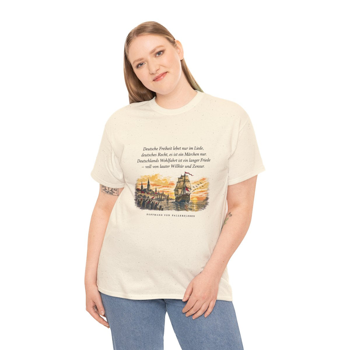 Unisex T-Shirt mit Zitat - Fallersleben - Deutsche Freiheit lebet nur im Liede – person-2