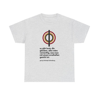 Unisex T-Shirt mit Zitat - Lichtenberg - Mit ernsthaftem Gesicht – front