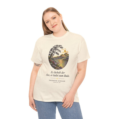 Unisex T-Shirt mit Zitat - Schiller - Es lächelt der See – person-2